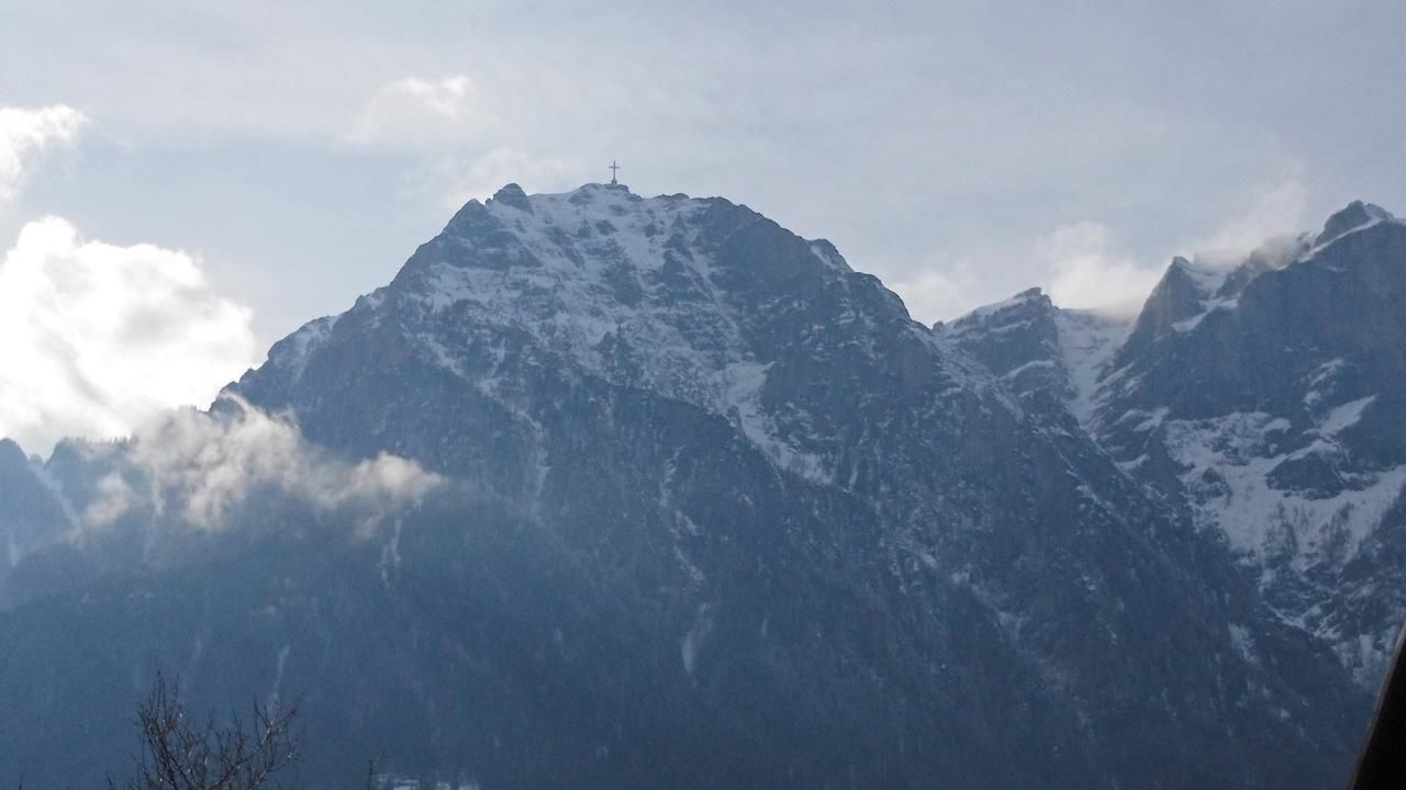 Гостевой дом Pensiunea Manidum Буштени-22