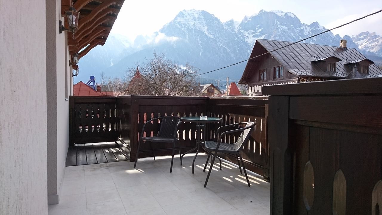 Гостевой дом Pensiunea Manidum Буштени-28