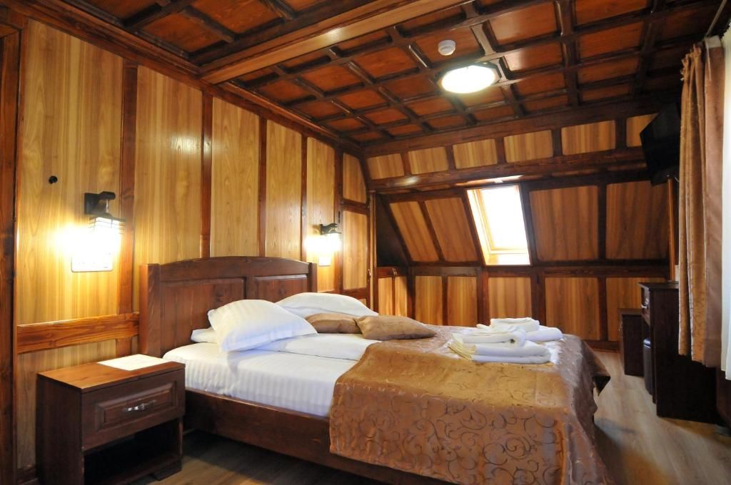 Гостевой дом Pensiunea Manidum Буштени-44