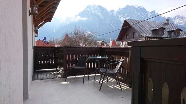 Гостевой дом Pensiunea Manidum Буштени-27