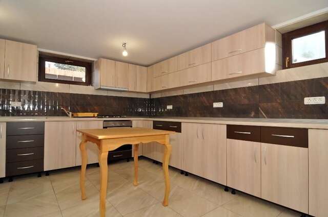 Гостевой дом Pensiunea Manidum Буштени-35