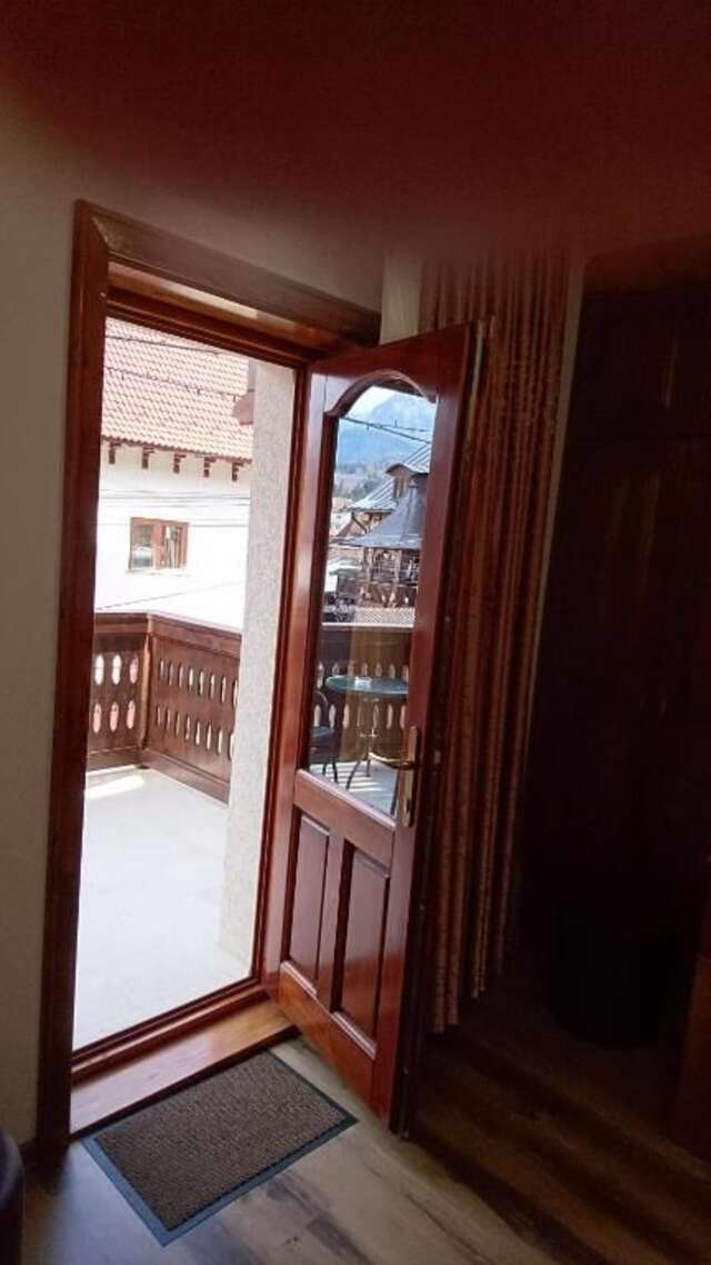 Гостевой дом Pensiunea Manidum Буштени-50